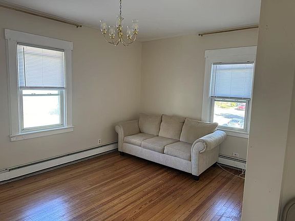 5th image of 6203 136th St Floor 2