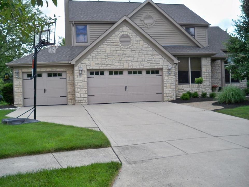 1st image of 7418 Charmonte Ct