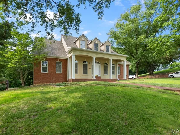 2615 Saddle Ridge Ln, Cape Girardeau, MO 63701