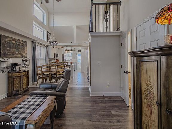 4th image of 4217 Arbor Green Way