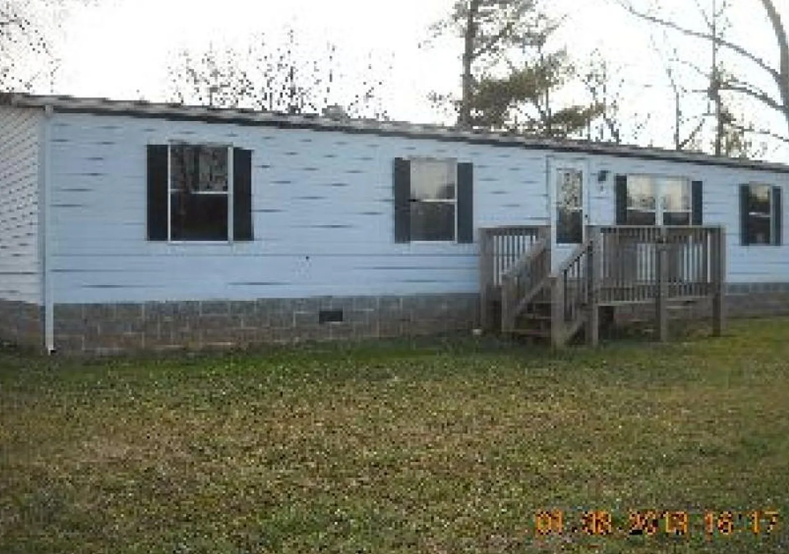 Double Wide Home in Altavista — Photo 1