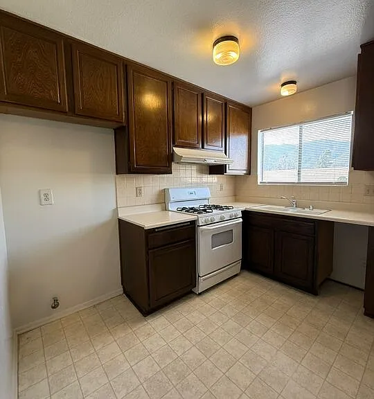 2809 Montrose Ave #10 — Photo 15