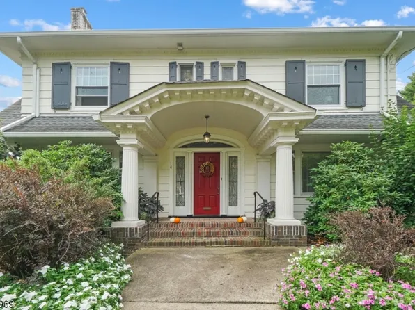 14 Overlook Ave, Paterson City, NJ 07504