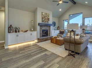 3055 NW Hidden Ridge Dr NW, Bend, OR 97703