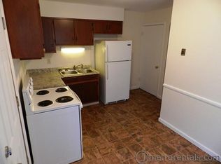 869 N Meadows Ct APT E, Columbus, OH 43229