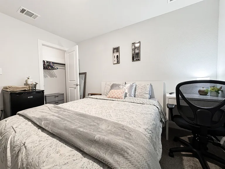 1602 Purple Martin Dr — Photo 17