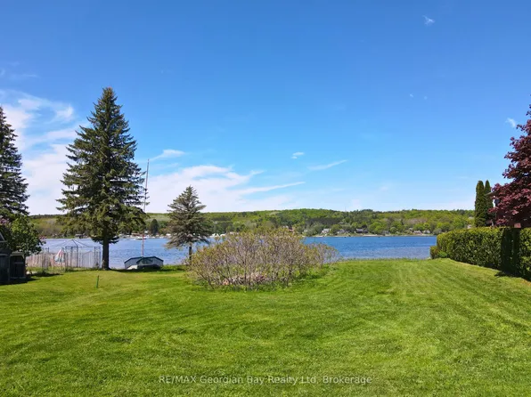 46 Beck Blvd, Penetanguishene, ON L9M 1E2