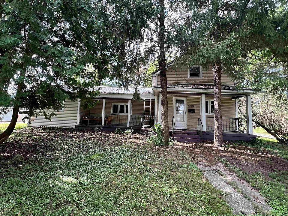 1st image of 202 Union St