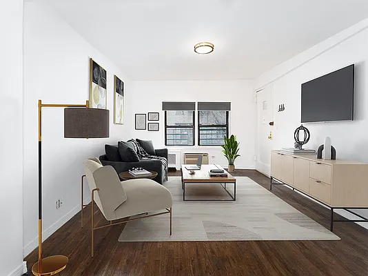 32 Cornelia Street #8C