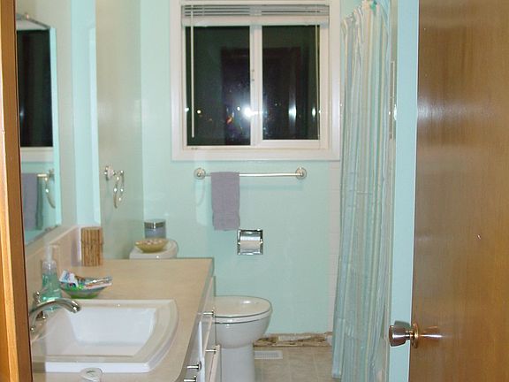 Man bath - sparkling new!