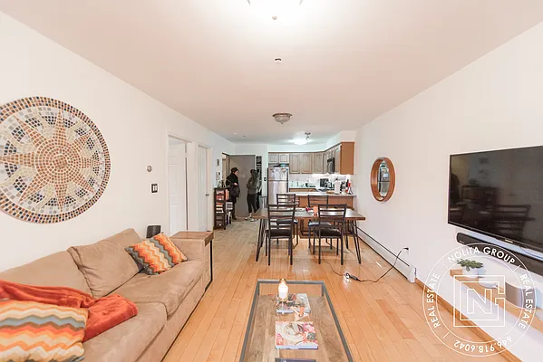 Rented by Nolita Group | media 10