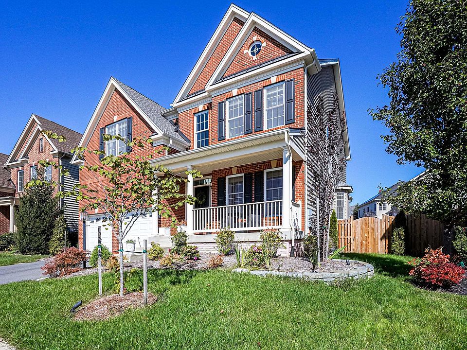 1st image of 42904 Southview Manor Dr