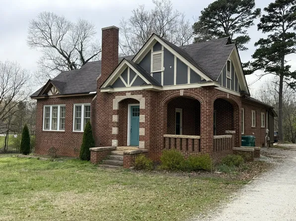 817 N Salisbury Ave, Salisbury, NC 28146