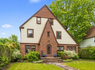 52 Dodd St, Montclair, NJ 07042