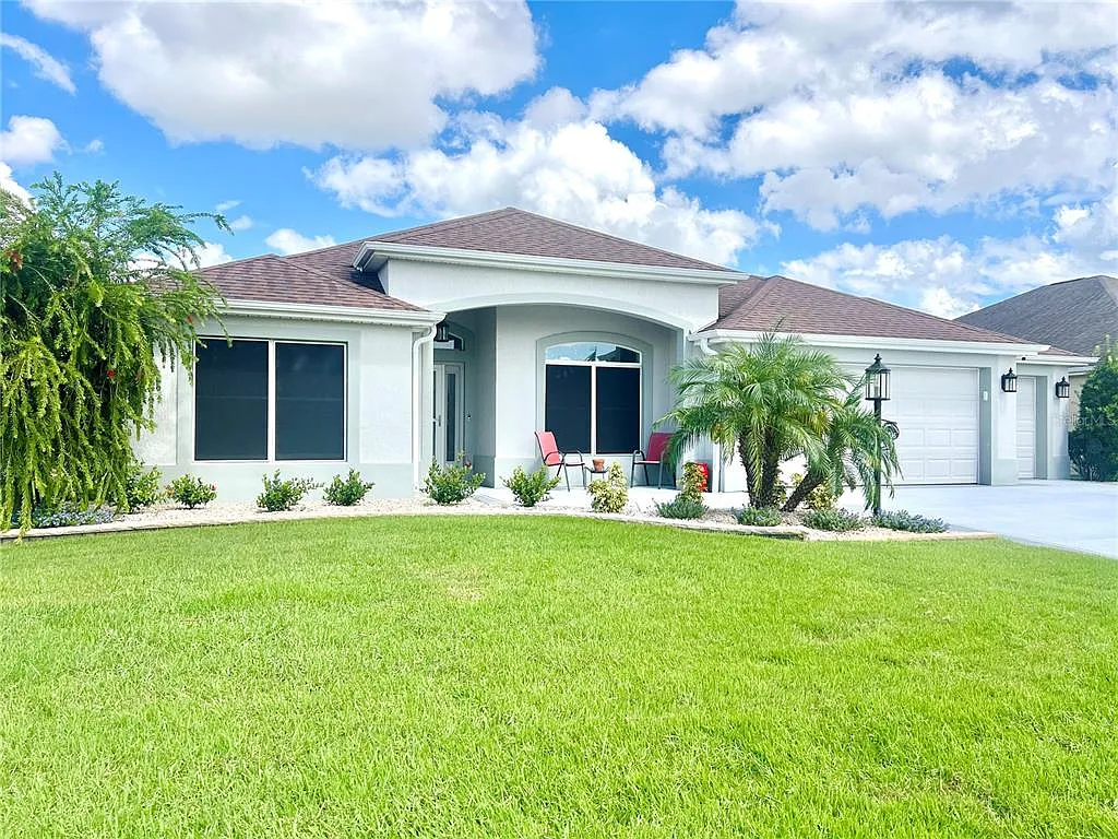 3 bed, 2.0 bath, 1903 sqft, $3,000 — Photo 2