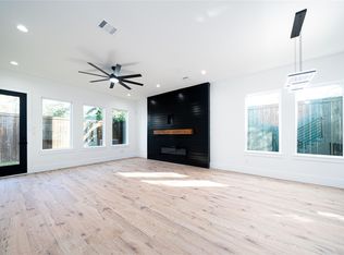 2501 Parker Rd, Houston, TX 77093