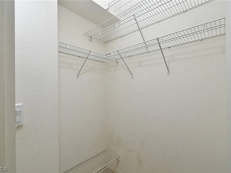 12790 Meadow Hawk Dr — Photo 15