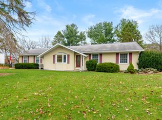 1809 Whitegate Ln, Kalamazoo, MI 49009