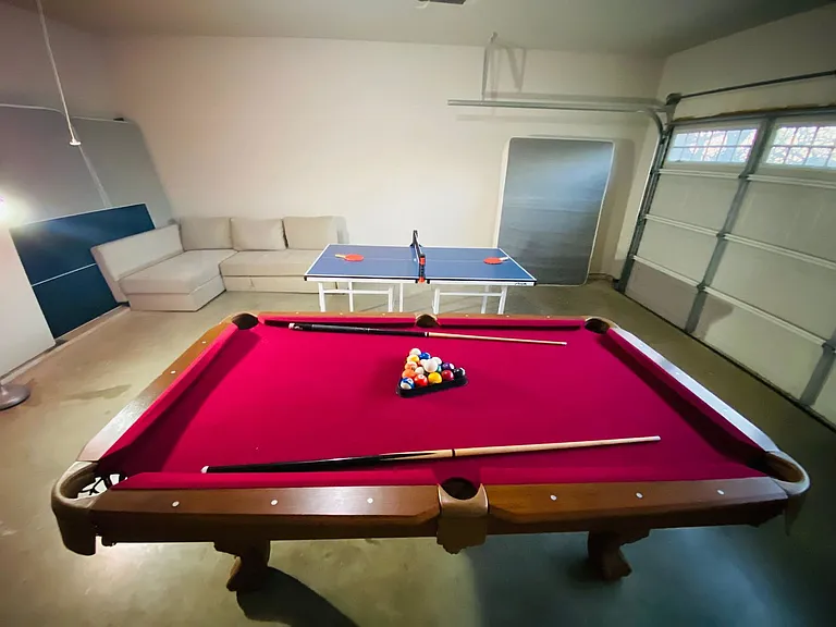 Building's Lounge