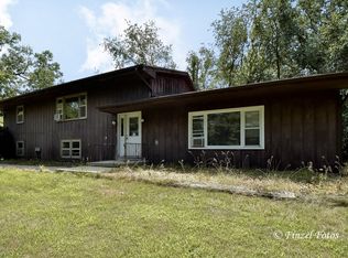 8N758 Crawford Rd, Elgin, IL 60124