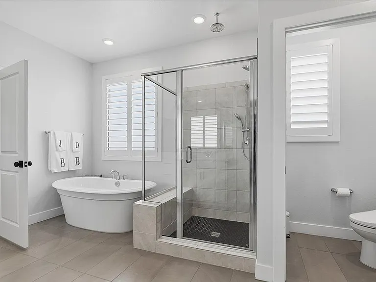5366 Purple Moon Ave — Photo 32