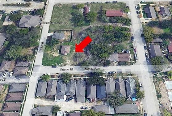 4th image of 1514 Bayou St