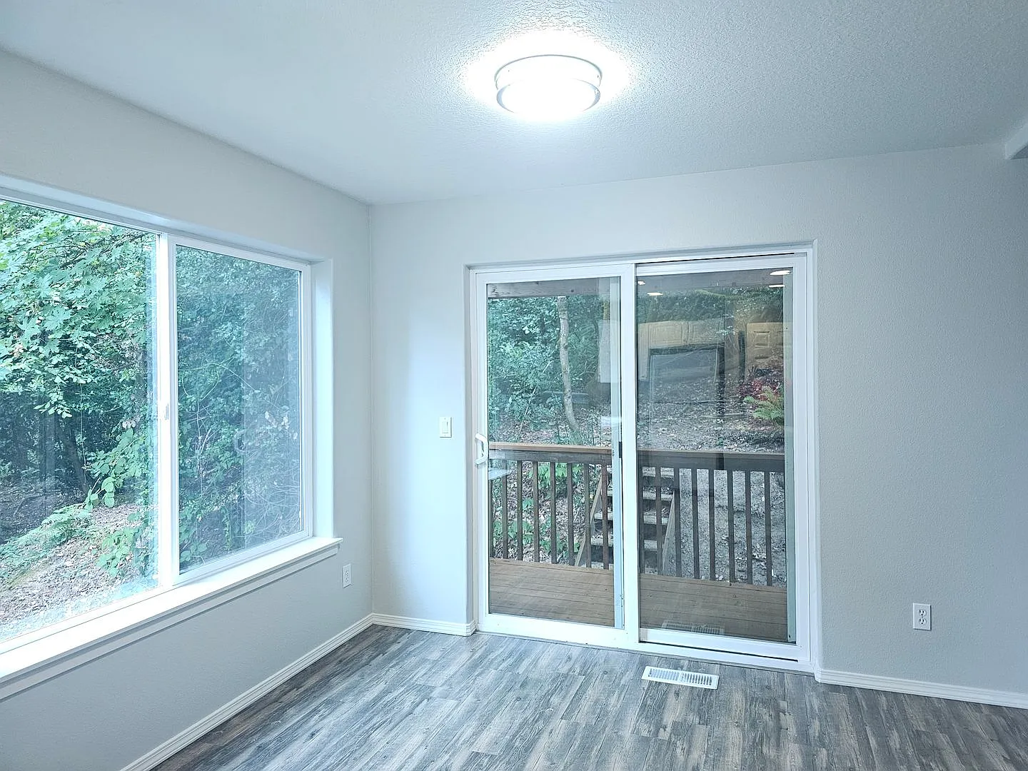 Tigard Townhouse — Photo 3
