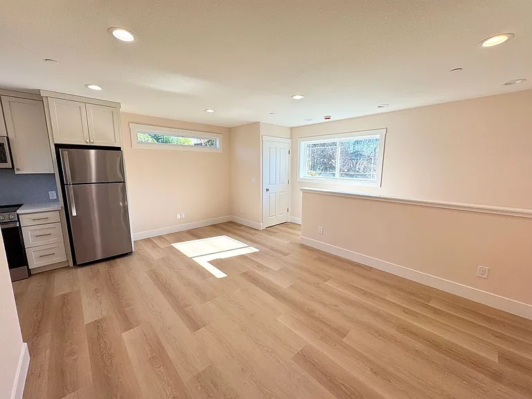 5496 Carnegie Loop — Photo 3