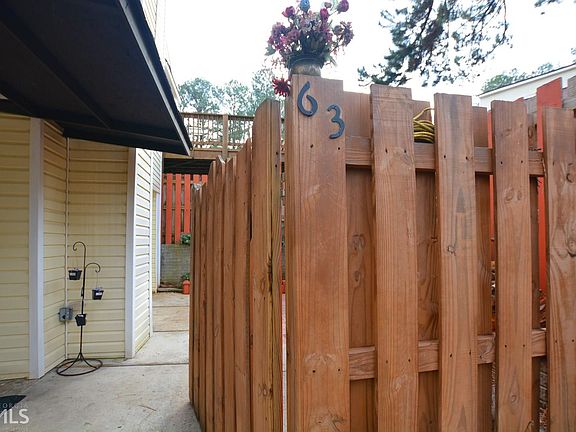 2nd image of 63 Twiggs Cor