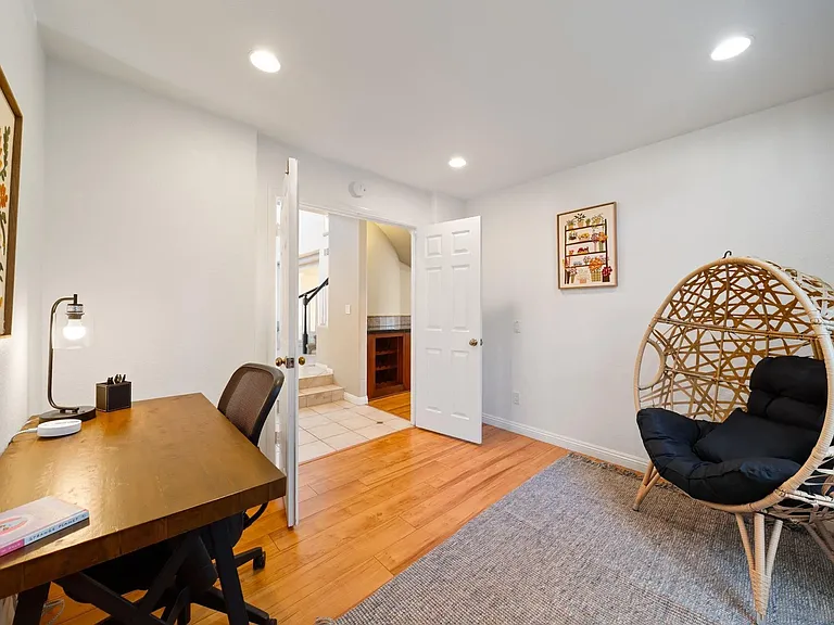 18106 Chieftain Ct — Photo 44