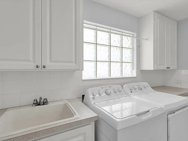 10882 SW Dardanelle Dr — Photo 35