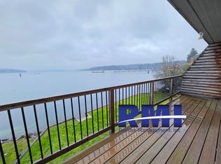 1833 Bay St APT 6, Pt Orchard, WA 98366