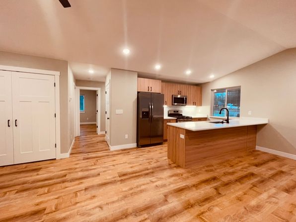 1205 N Williwaw Way #1