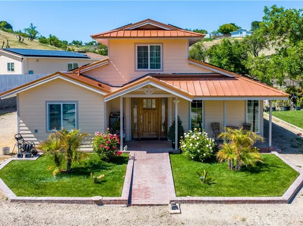 3890 Hillcrest Dr, Templeton, CA 93465