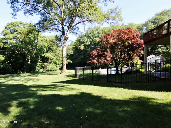 897 Lake Ave, Greenwich, CT 06831
