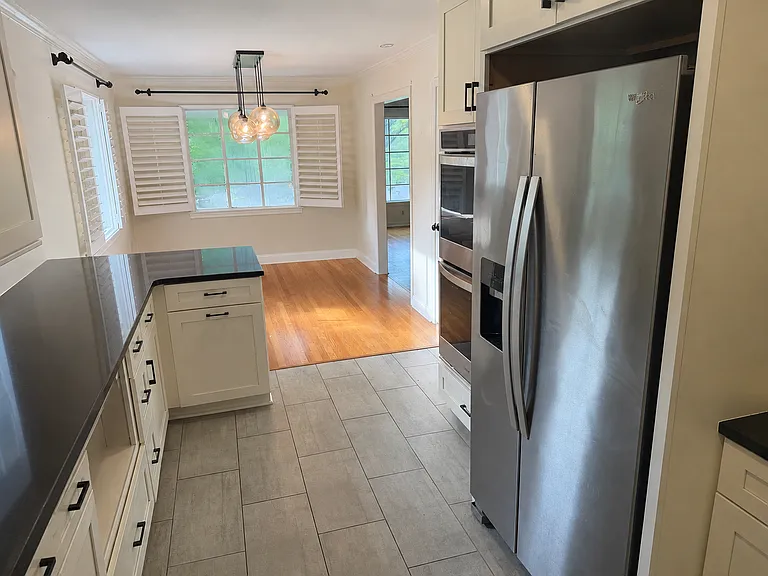 1824 Windsor Blvd — Photo 5