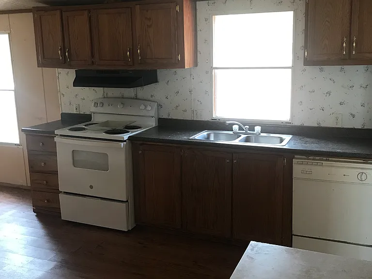 810 Woodtrail Dr — Photo 59
