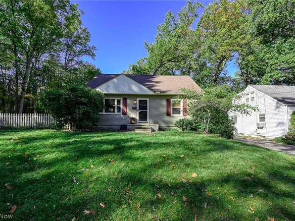 600 Woodside Dr, Kent, OH 44240