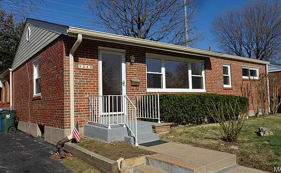 2nd image of 1212 Buck Ave