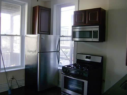 4th image of 2706 W Cortez St APT 1R