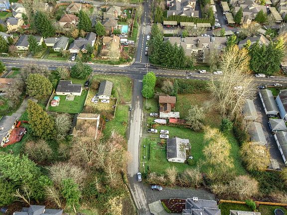 3rd image of 9205 NE 120th St