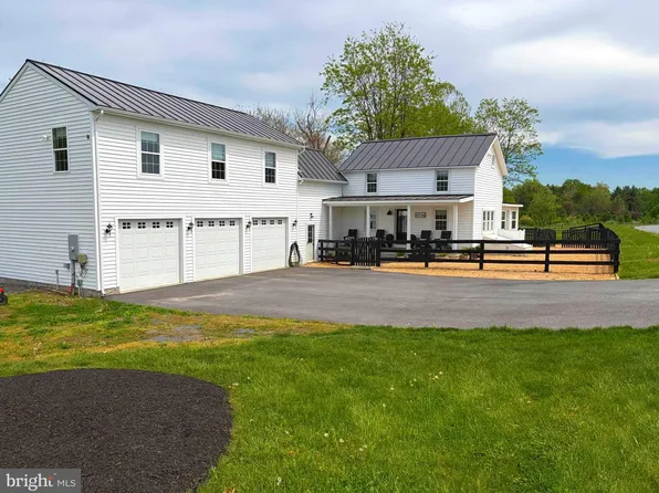 42046 Lamz Pl, Leesburg, VA 20176