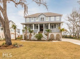 36 Maiden Creek Dr, Waverly, GA 31565