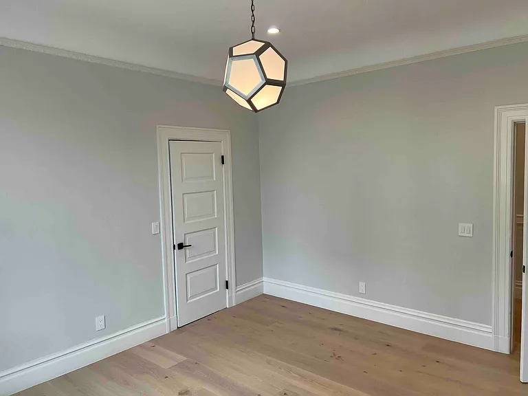 292 Church St #8 — Photo 4