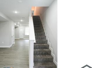 1626 Carswell St, Baltimore, MD 21218
