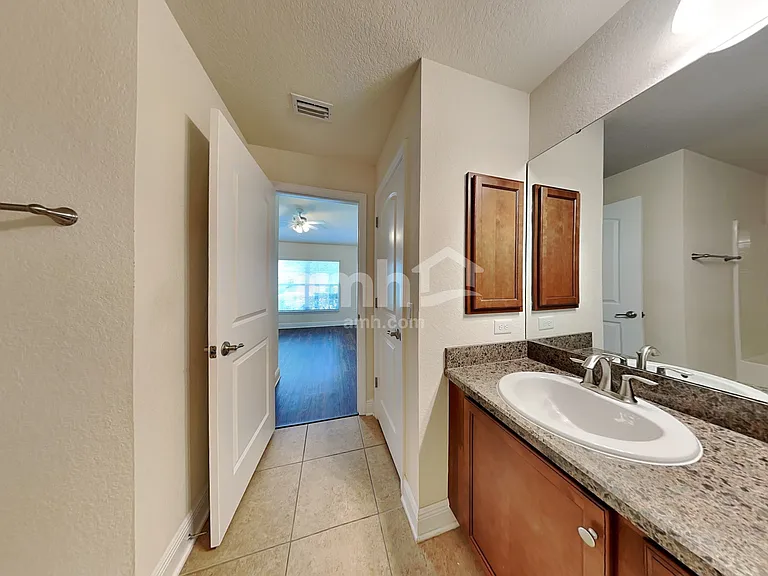 10708 Standing Stone Dr — Photo 15