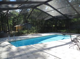 201 Chicago Ave, Valparaiso, FL 32580