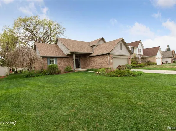 33330 Crooks St #87, Brownstown, MI 48173