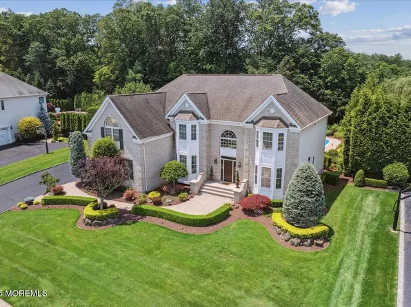 4 Livingston Court, Marlboro, NJ 07746