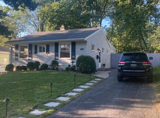 9387 Golden Gate Rd, Saint Louis, MO 63144